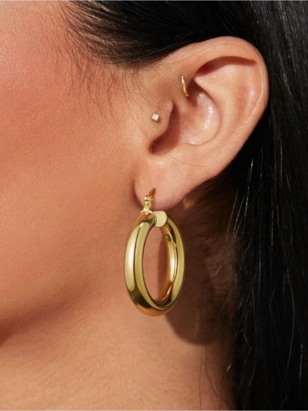 14k Gold Plated Chunky Minimalist Hoop Earrings - Picture 4 of 5
